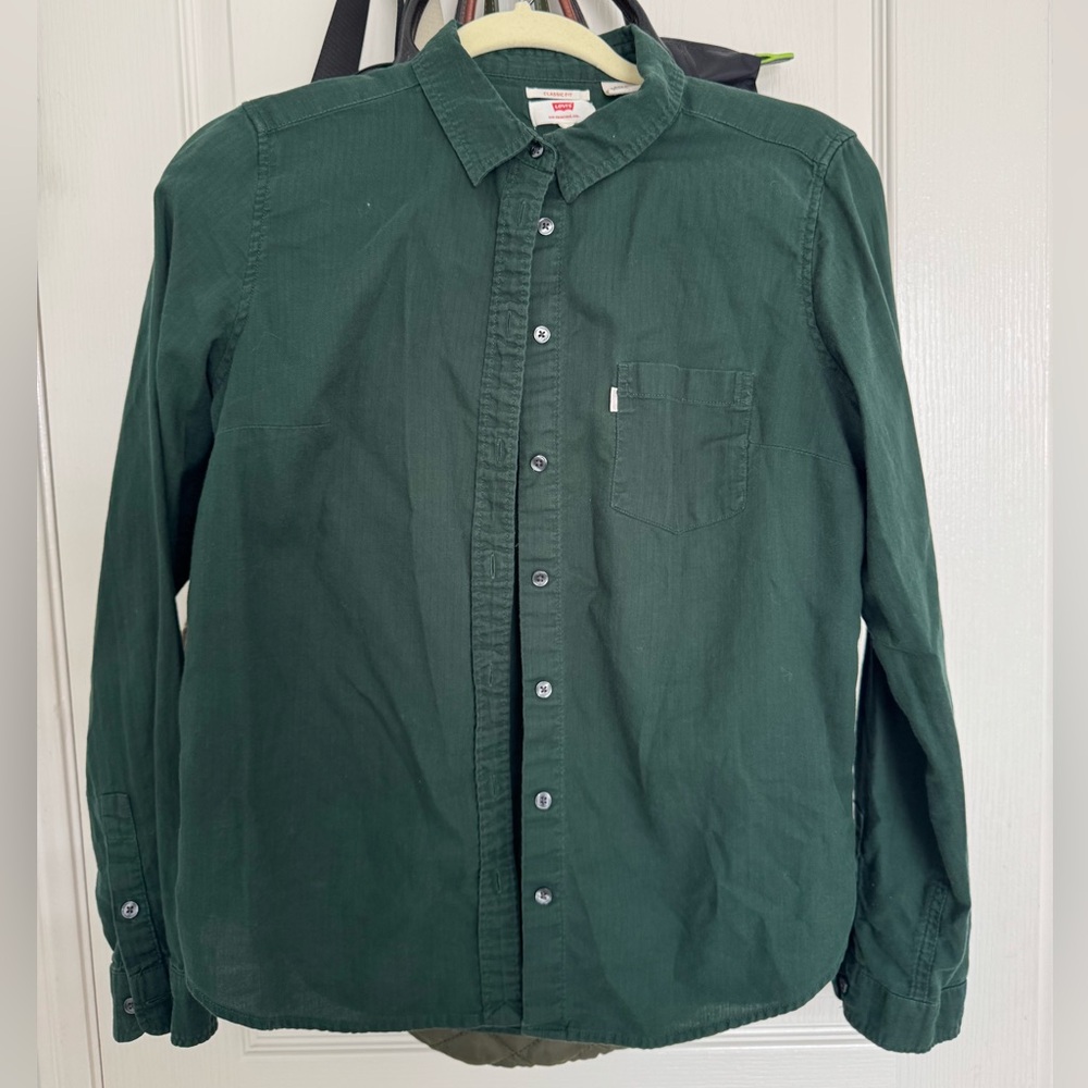 Levi’s long sleeve button down
